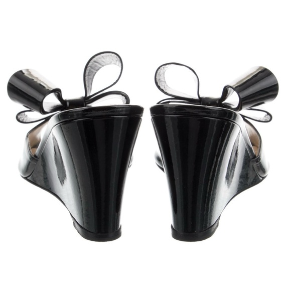 Valentino Patent Leather Bow Accents Slides - Picture 4 of 6